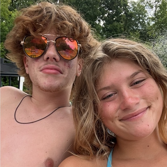 addison_golden